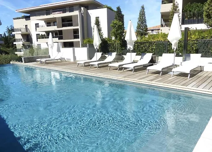 Residence Exclusive Resort
